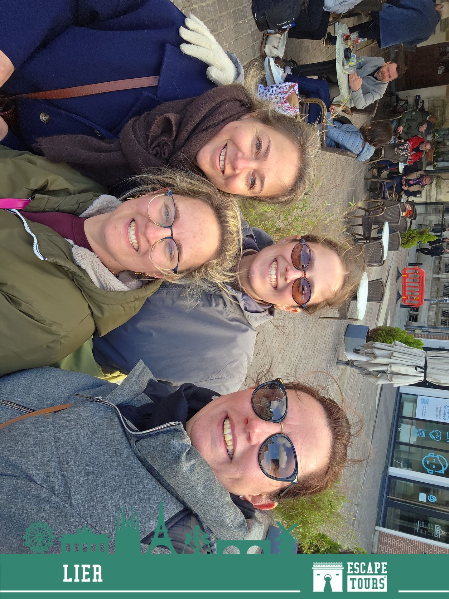 Record time: the blue eggs