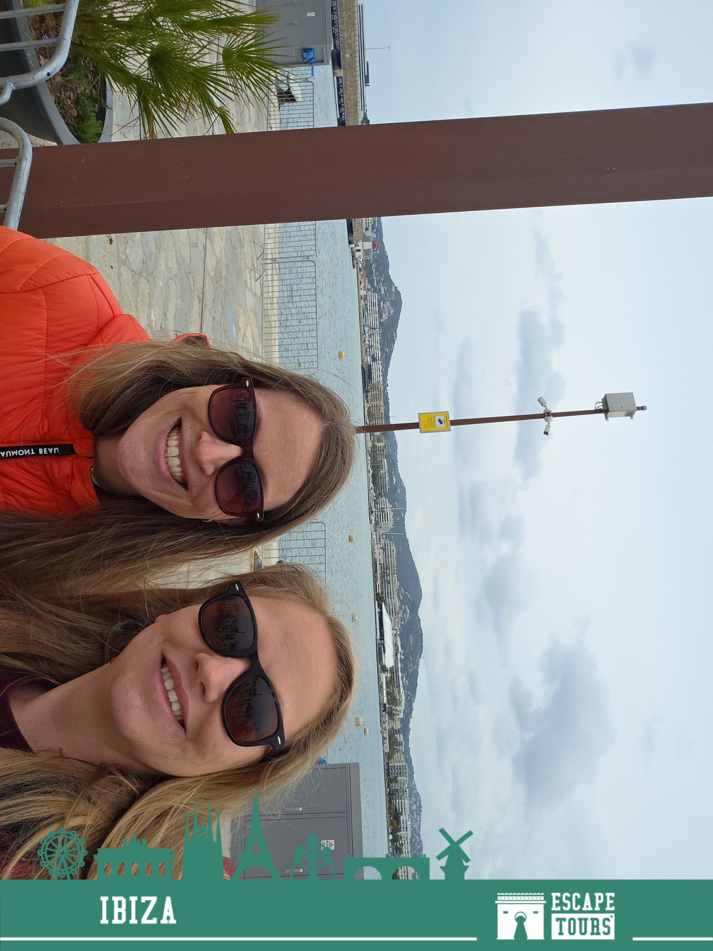 Record time: Ibiza girls