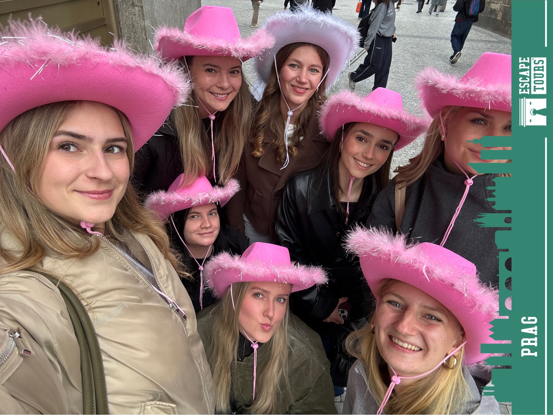 Record time: Cowgirls